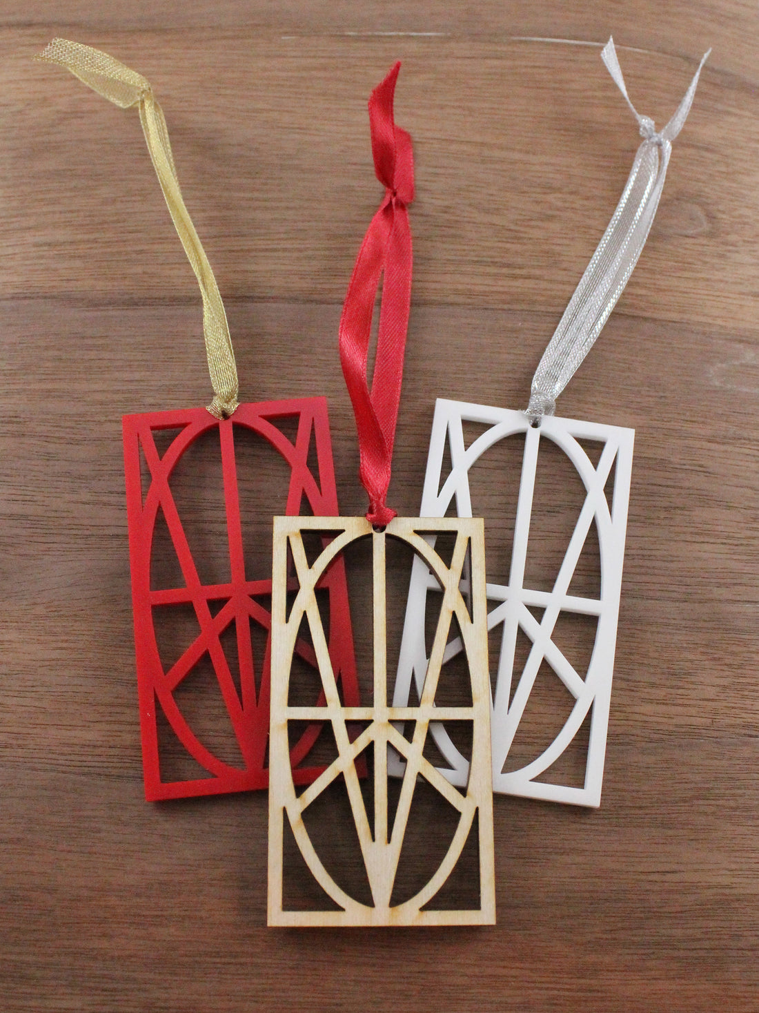 ZYMBOL ORNAMENT - WHITE